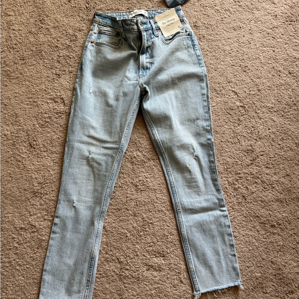 Skinny High Rise Jeans - Picture 7 of 7
